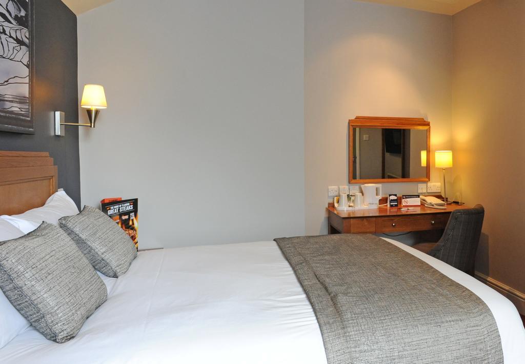 Brentwood Inn By Greene King Inns Rotherham Rom bilde